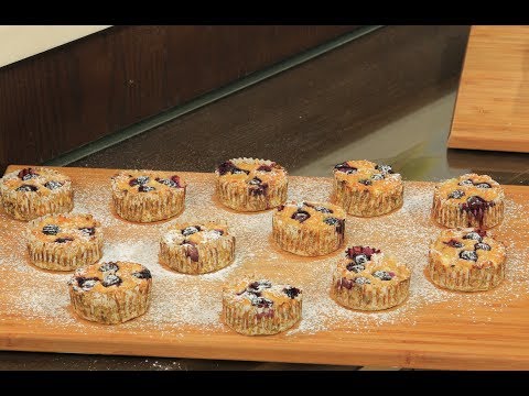 شاهد طريقة إعداد مافن بالموز والتوت