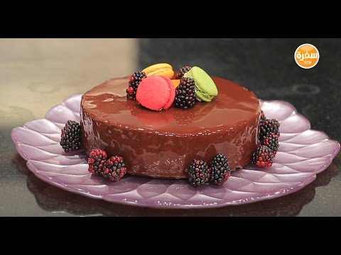 بالفيديو  طريقة تحضير كعكة موس الشيكولاتة المقرمشة