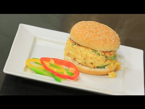 ساندويتش بيض بالجبنة و السجق