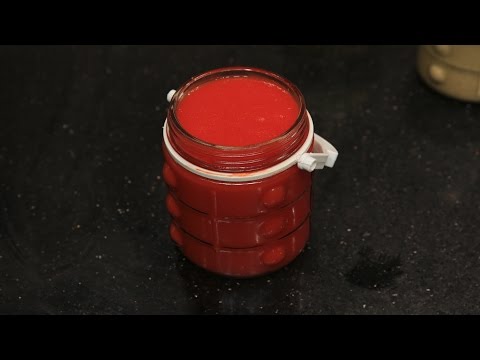 بالفيديو  طريقة عمل ومقادير معجون الطماطم