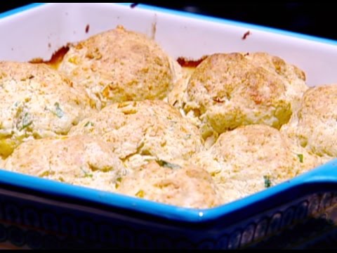 كسرولة الدجاج والبسكويت المالح