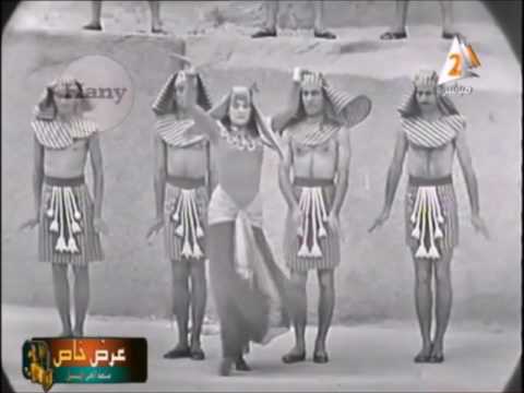 أشهر راقصة باليه مصرية تقدم عرضًا فرعونيًا