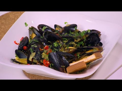 بالفيديو طريقة إعداد ومقادير بلح البحر بالكريمة و الكاري